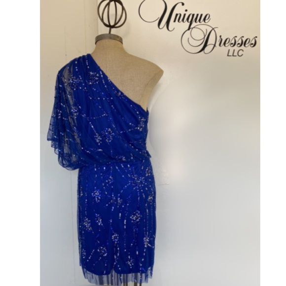 Adrianna Papell sequins draped one shoulder blouson dress - Picture 3 of 6